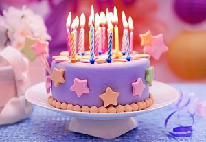Сегодня 02 августа празднует день рождения агентство "ИЖИ"!